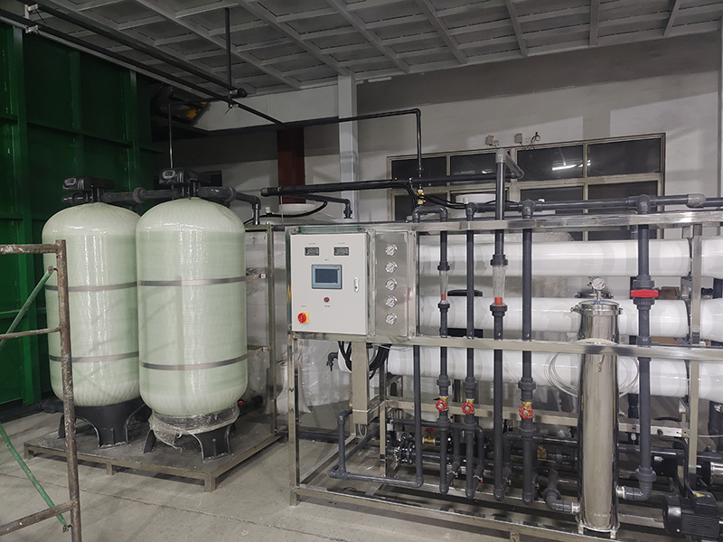 天津涂裝廠購(gòu)買中天恒遠(yuǎn)反滲透設(shè)備工程案例 天津涂裝廠購(gòu)買中天恒遠(yuǎn)反滲透設(shè)備工程案例